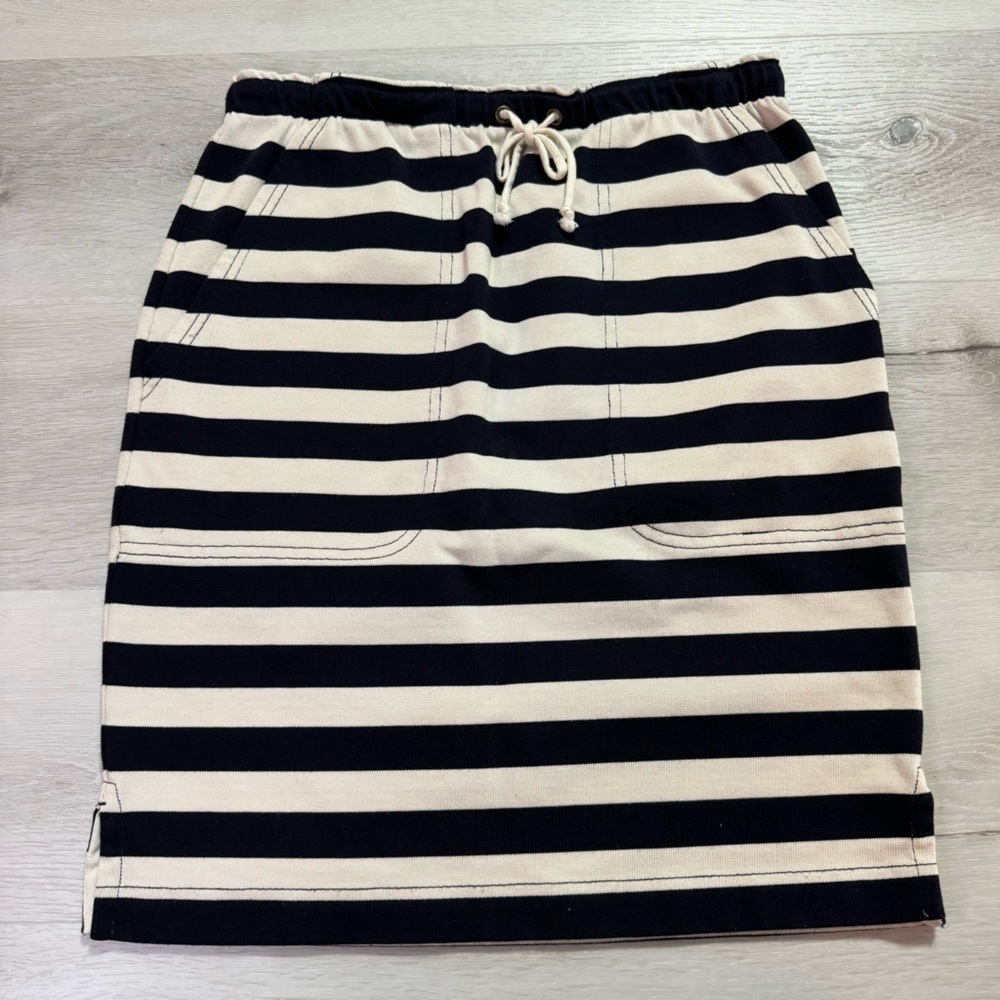 Striped Drawstring Knit Skirt in Black and Cream